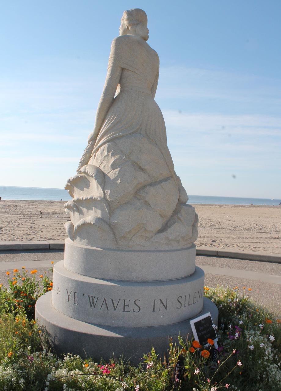 Hampton Beach New Hampshire Marine Memorial