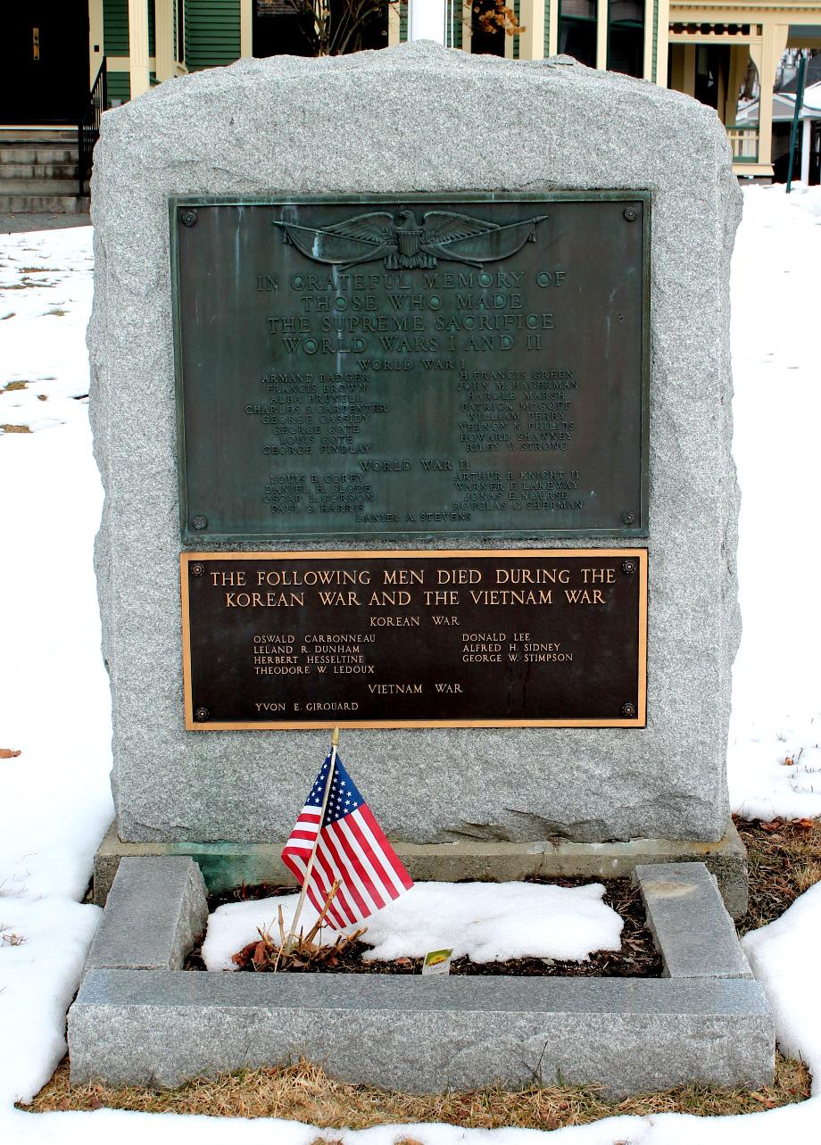Littleton New Hampshire World War I and World War II Veterans Memorial